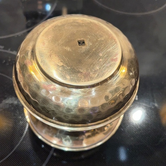Brass Hand Hammered Round Vase Spittoon Container - Picture 3 of 5